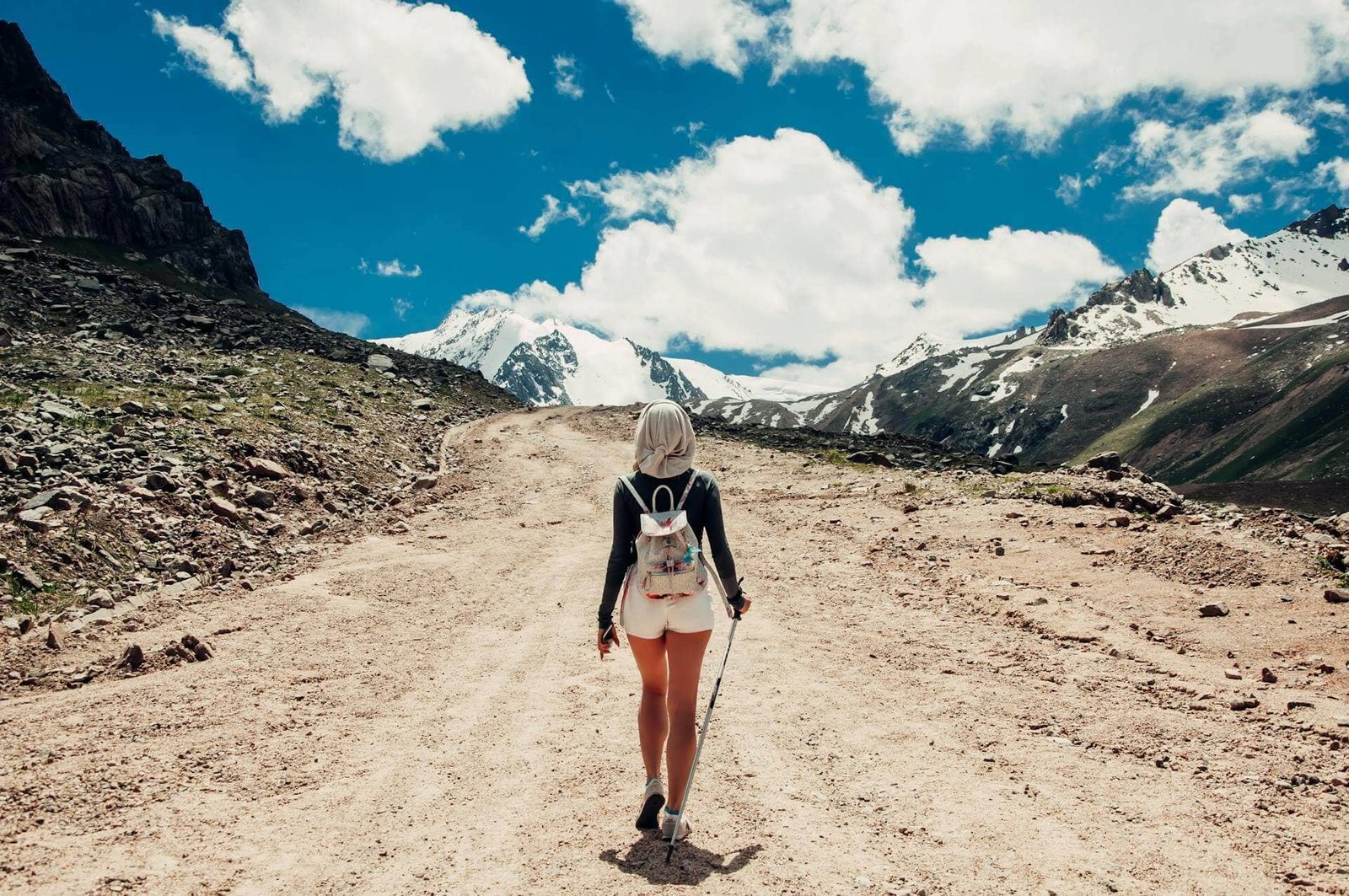 Os Benefícios de Viajar Sozinho: 6 Passos Para Redescobrir a Liberdade